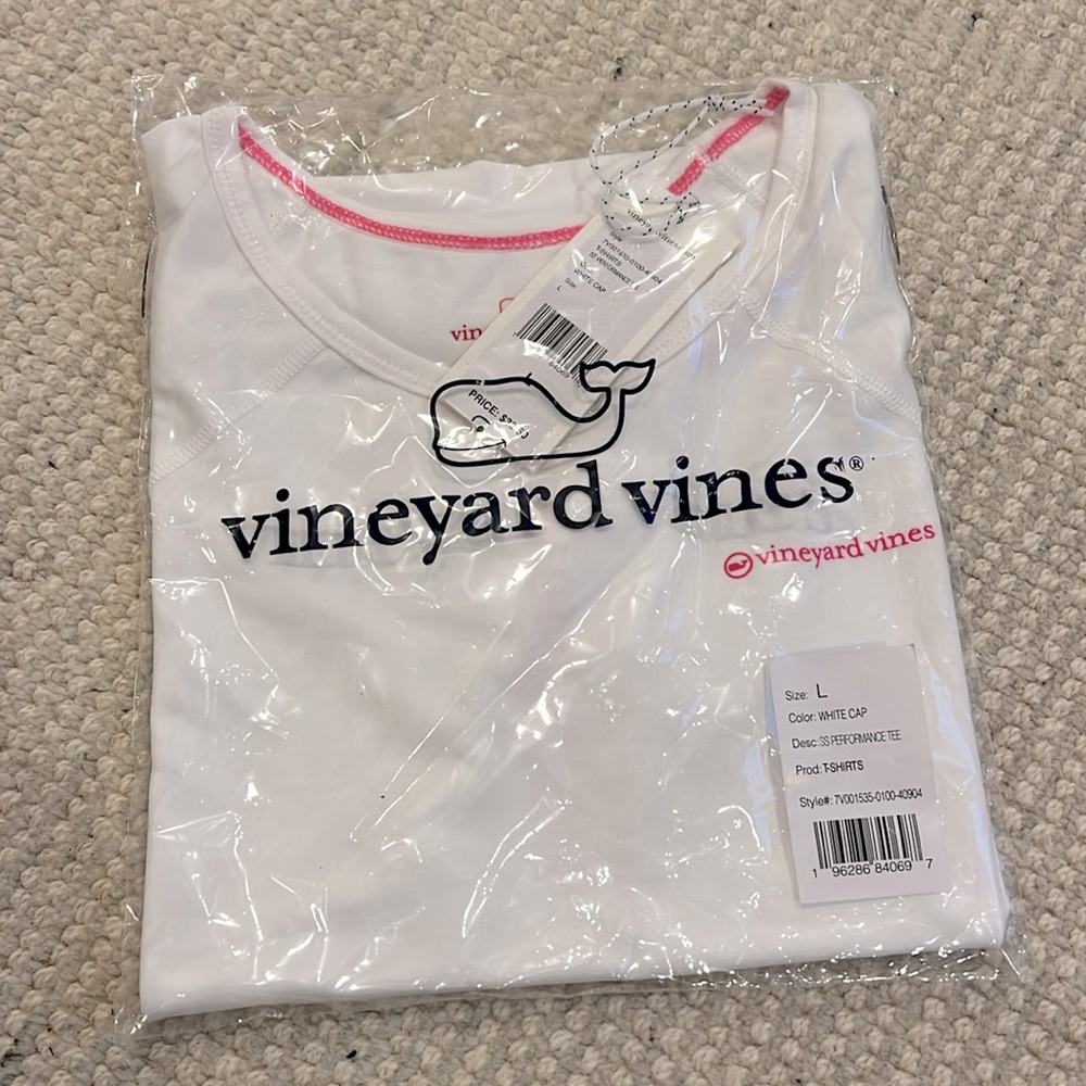 Girls vineyard vines white performance tee, size L(14) - nwt